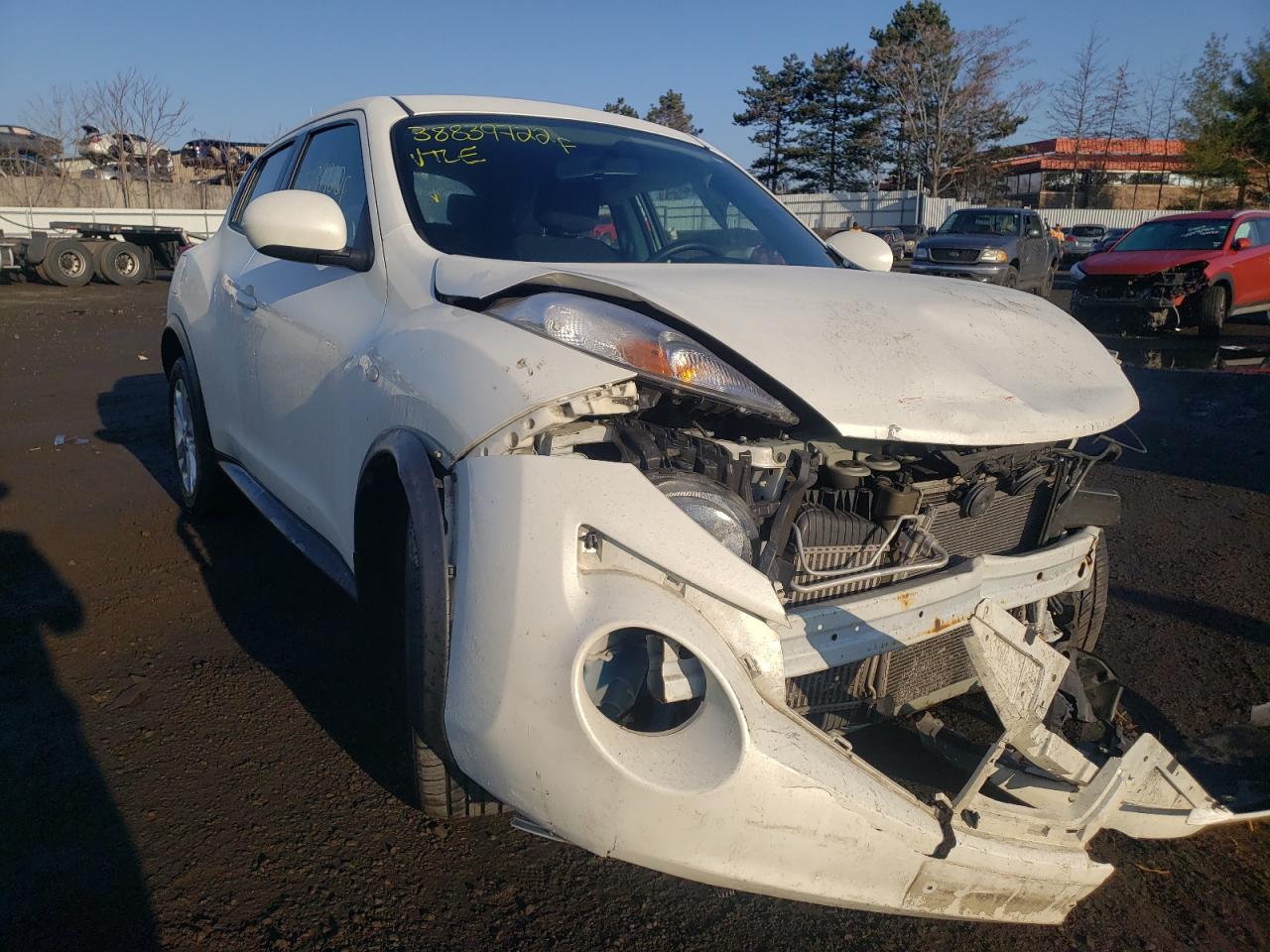 NISSAN JUKE S 2014 with VIN JN8AF5MV7ET363508 - Photo from auction