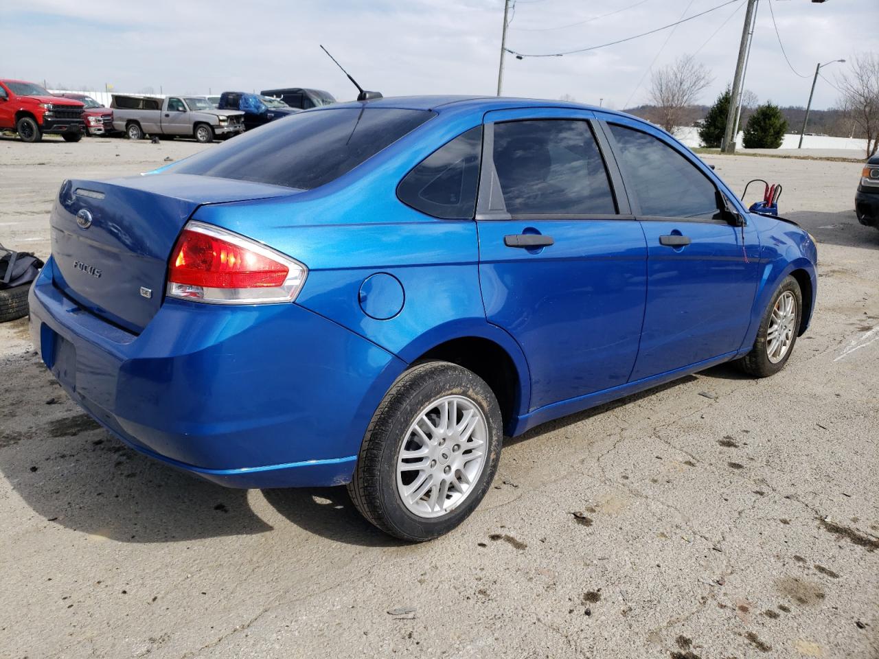 Photo 4 from auction – 2011 FORD FOCUS SE with VIN 1FAHP3FN1BW162499