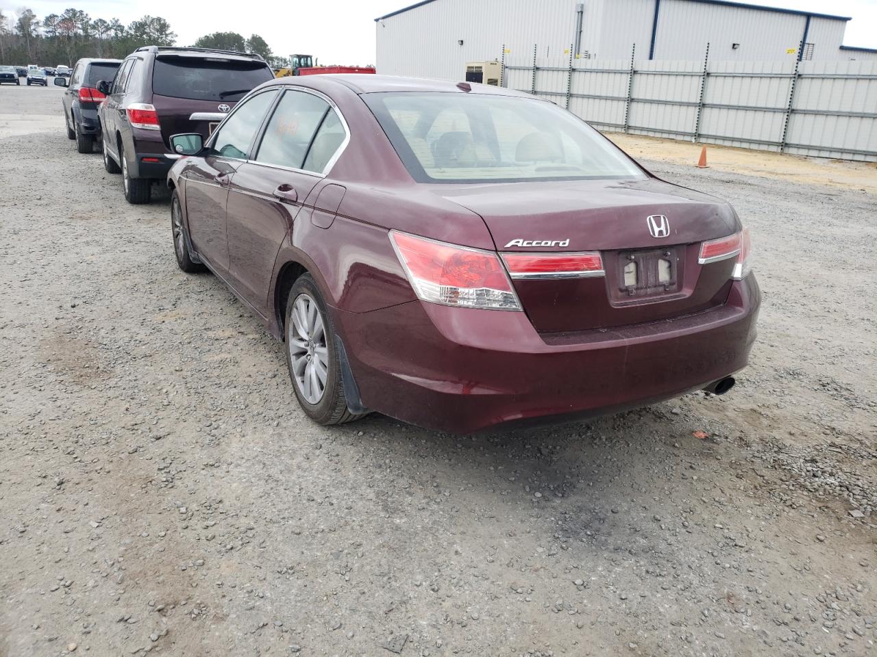 Photo 3 from auction – 2011 HONDA ACCORD EXL with VIN 1HGCP2F85BA080444