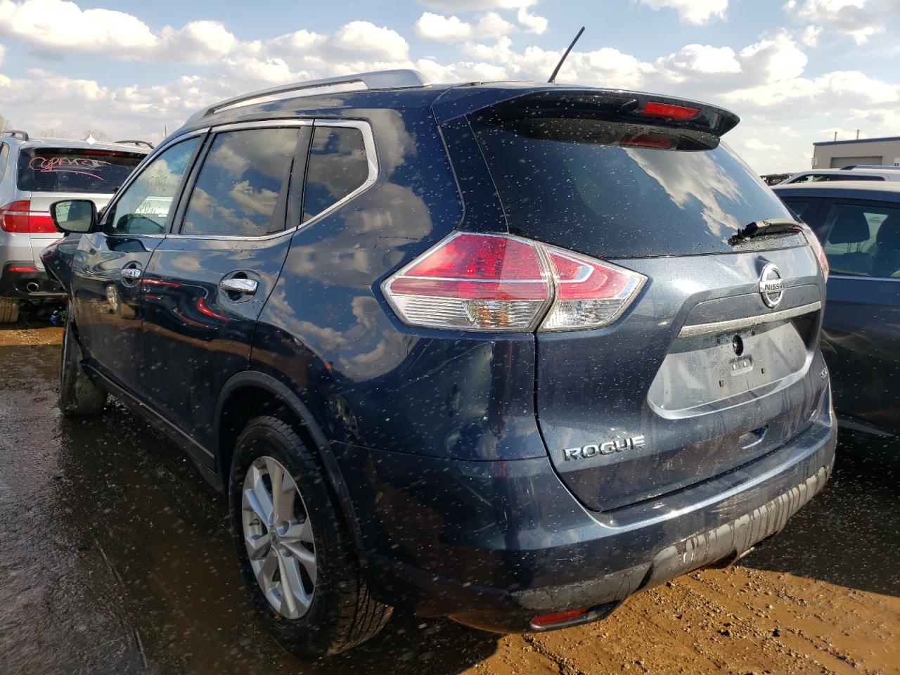 Photo 3 from auction – 2016 NISSAN ROGUE S with VIN KNMAT2MTXGP646062