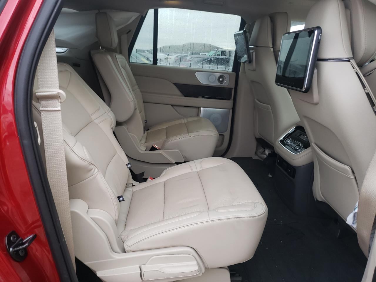 Photo 6 from auction – 2019 LINCOLN NAVIGATOR with VIN 5LMJJ3LT1KEL25151