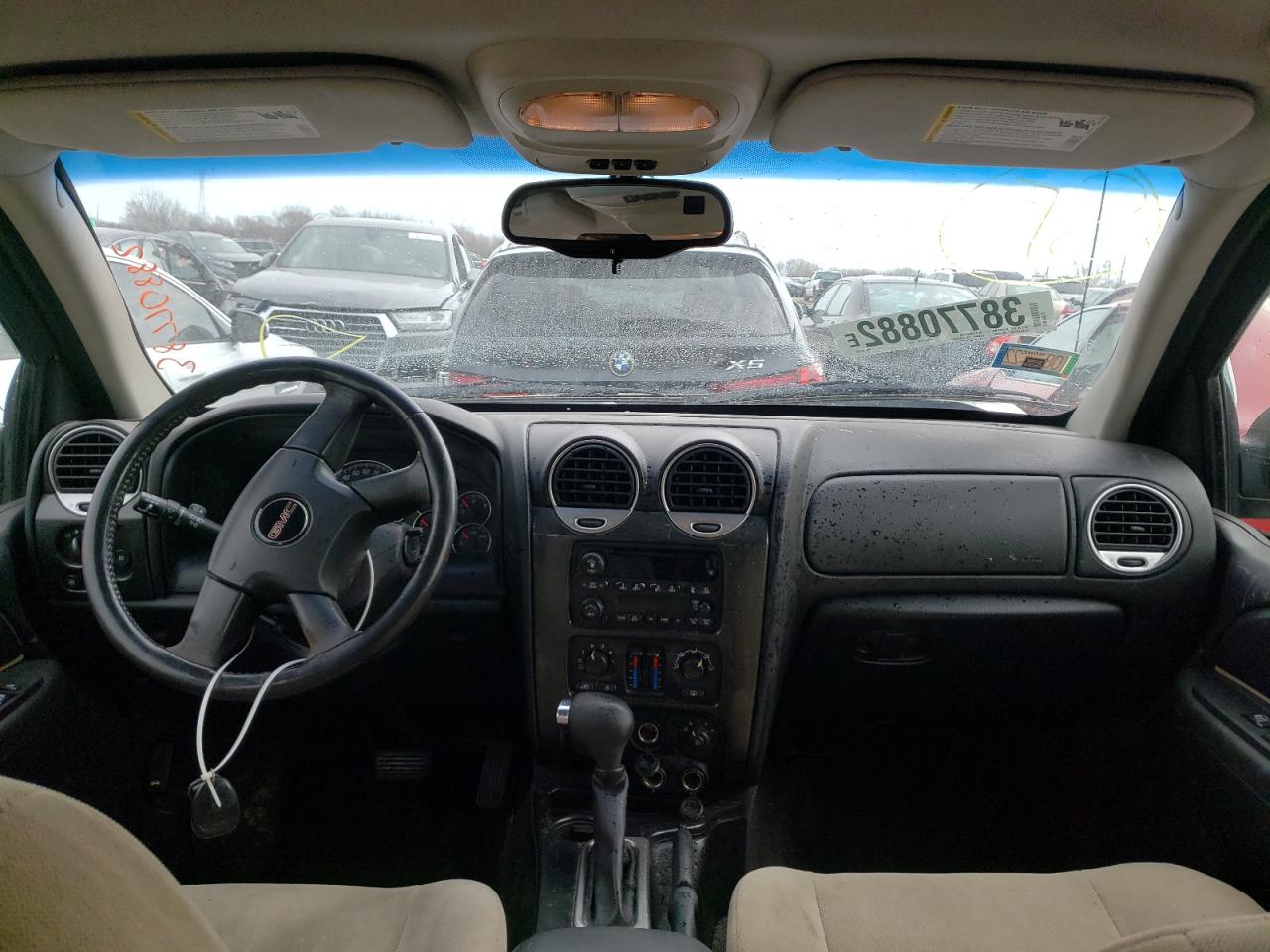 Photo 9 from auction – 2005 GMC ENVOY with VIN 1GKDT13S552351577