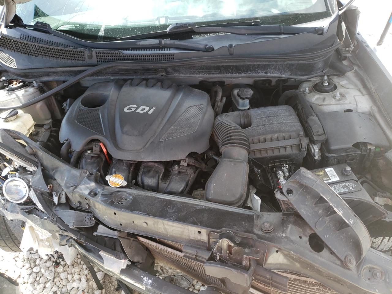 Photo 7 from auction – 2012 HYUNDAI SONATA SE with VIN 5NPEC4AC5CH501115