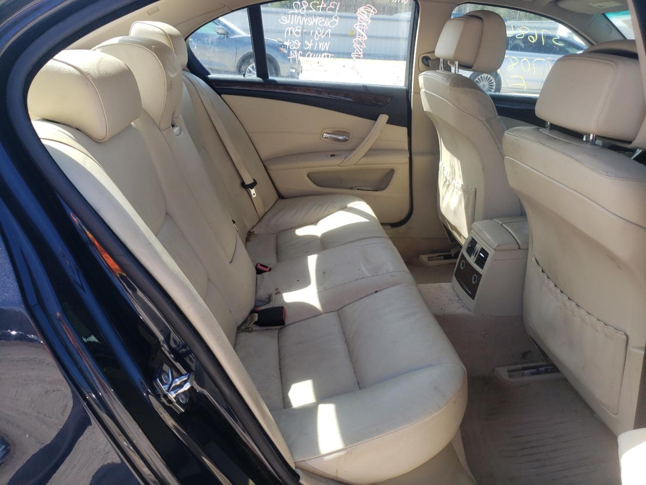 Photo 6 from auction – 2009 BMW 528 XI with VIN WBANV13509C156343