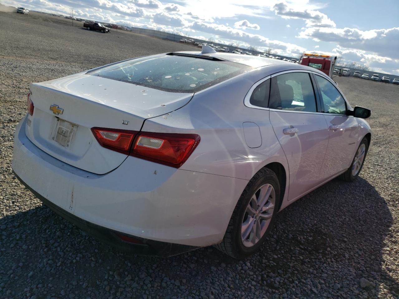 Photo 4 from auction – 2017 CHEVROLET MALIBU LT with VIN 1G1ZE5ST6HF240670