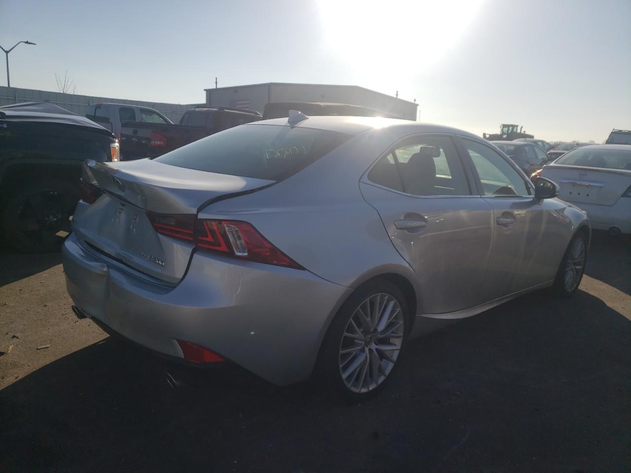 Photo 4 from auction – 2016 LEXUS IS 300 with VIN JTHCM1D28G5003971