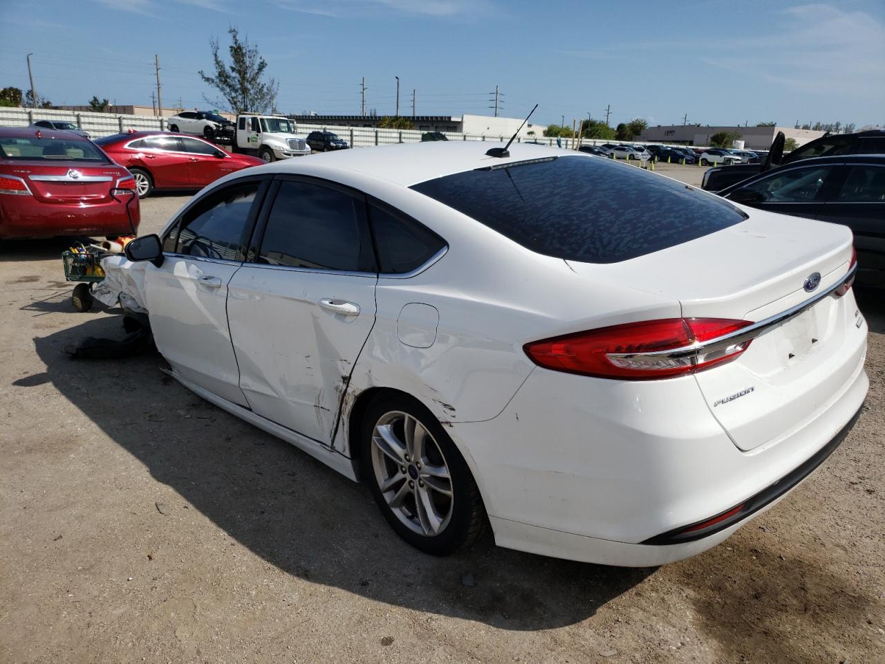 Photo 3 from auction – 2018 FORD FUSION SE with VIN 3FA6P0HD0JR144281