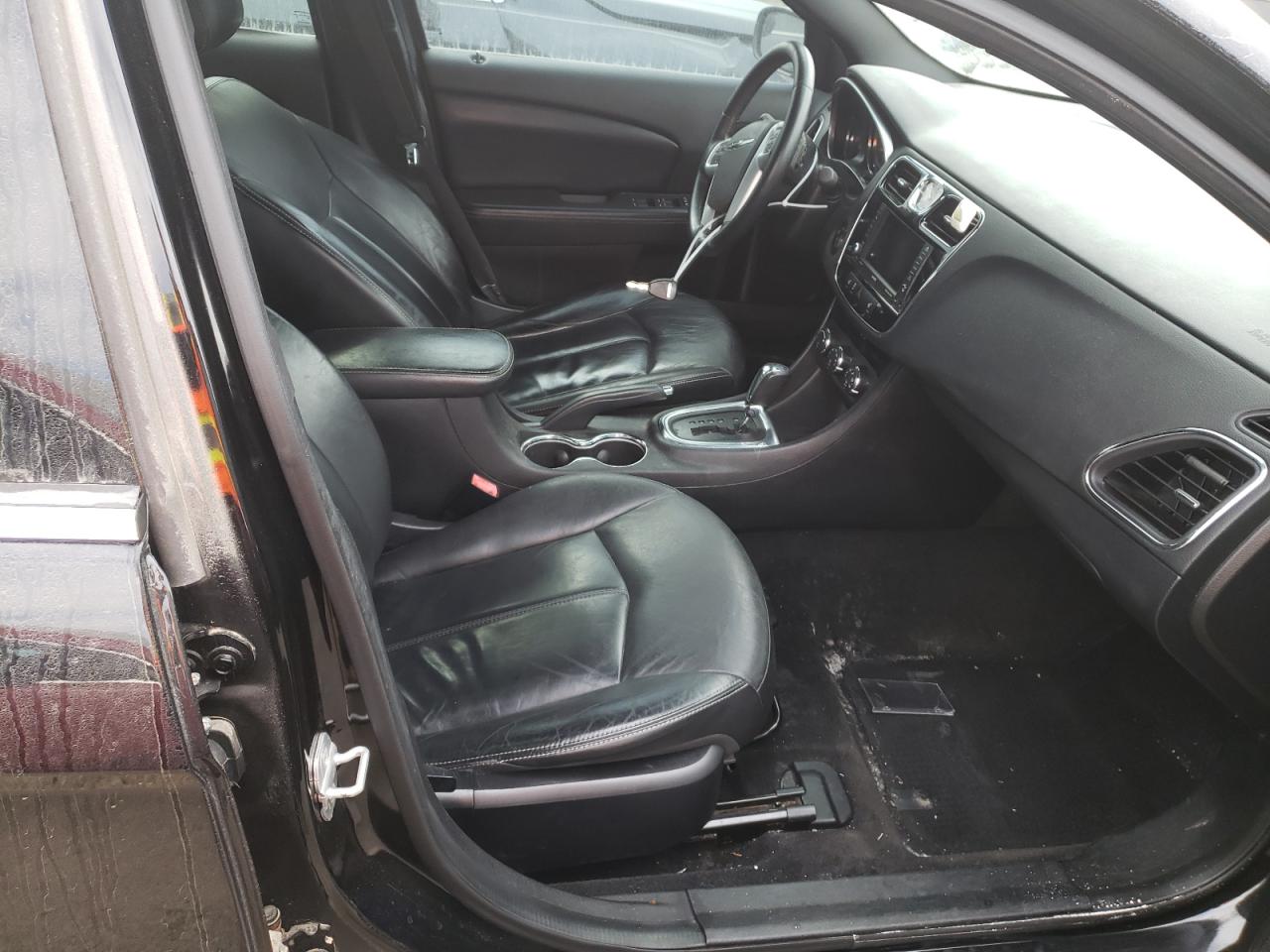 Photo 5 from auction – 2012 CHRYSLER 200 LIMITE with VIN 1C3CCBCG0CN326269