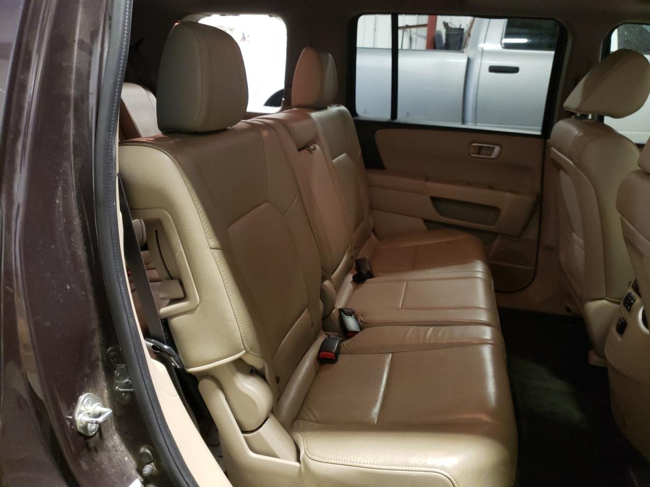 صورة رقم 6 من المزاد - 2015 HONDA PILOT EXL مع VIN 5FNYF4H5XFB048348