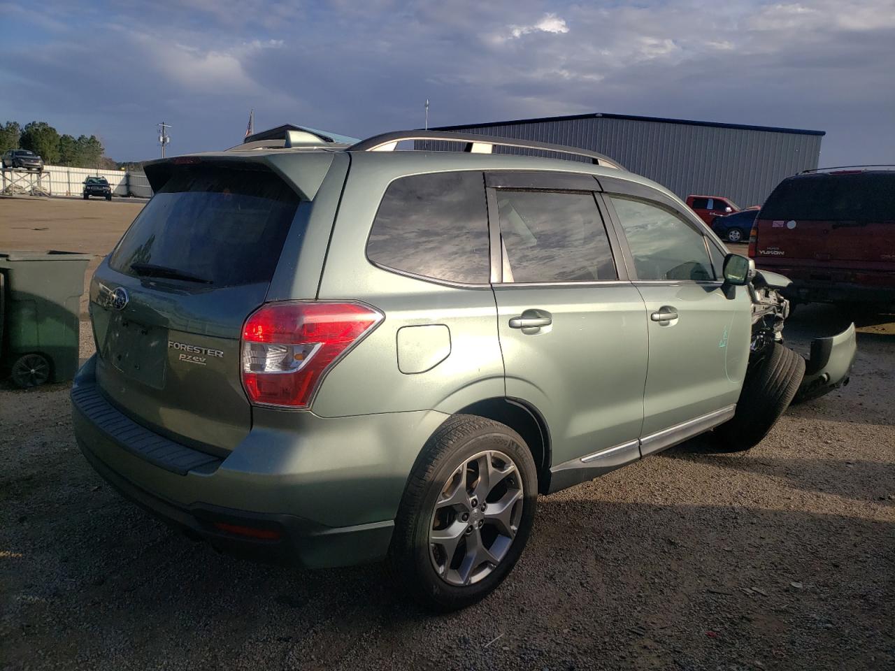Photo 4 from auction – 2016 SUBARU FORESTER 2 with VIN JF2SJAVC6GH501776