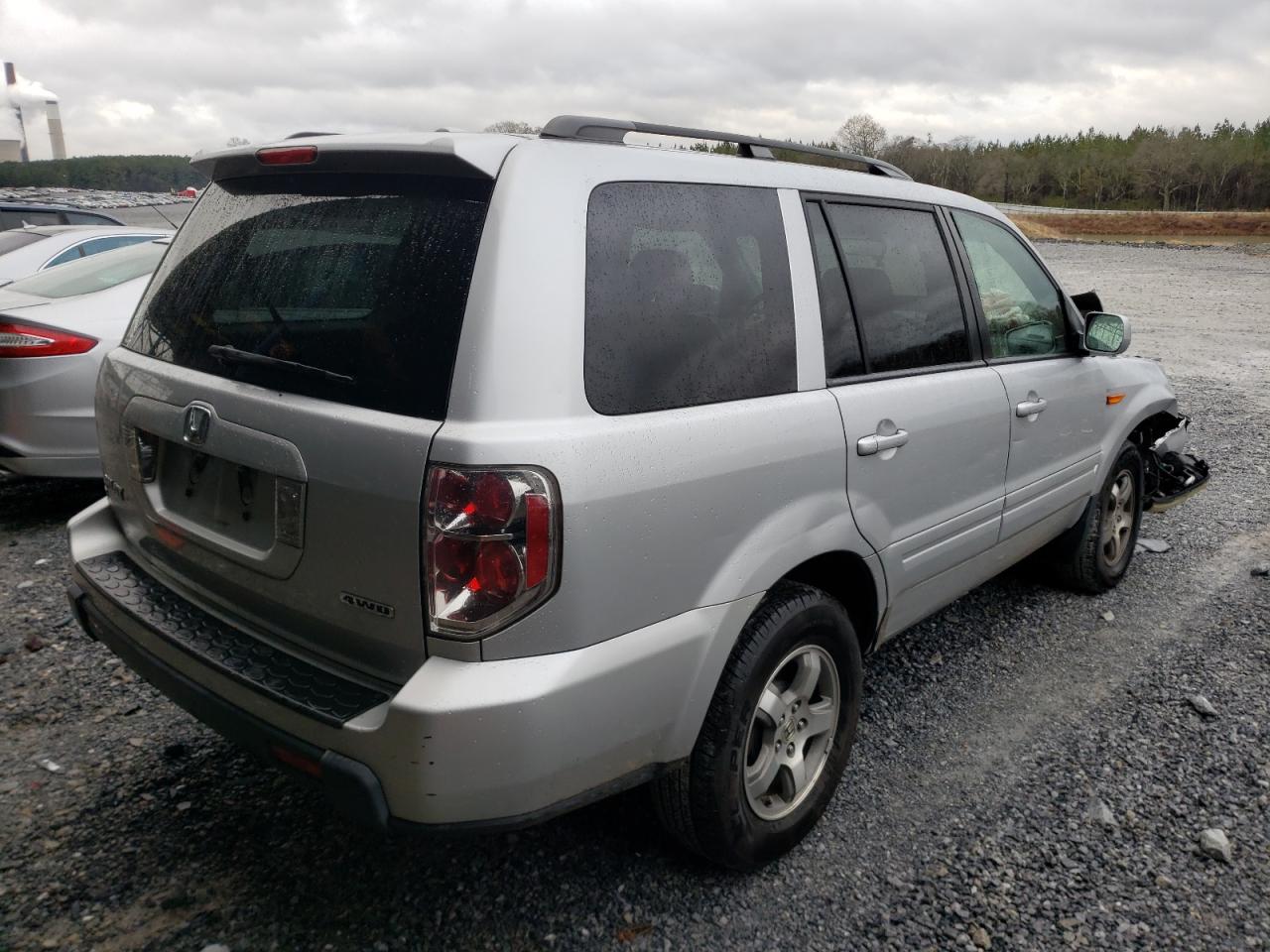 Photo 4 from auction – 2006 HONDA PILOT EX with VIN 2HKYF18666H548676