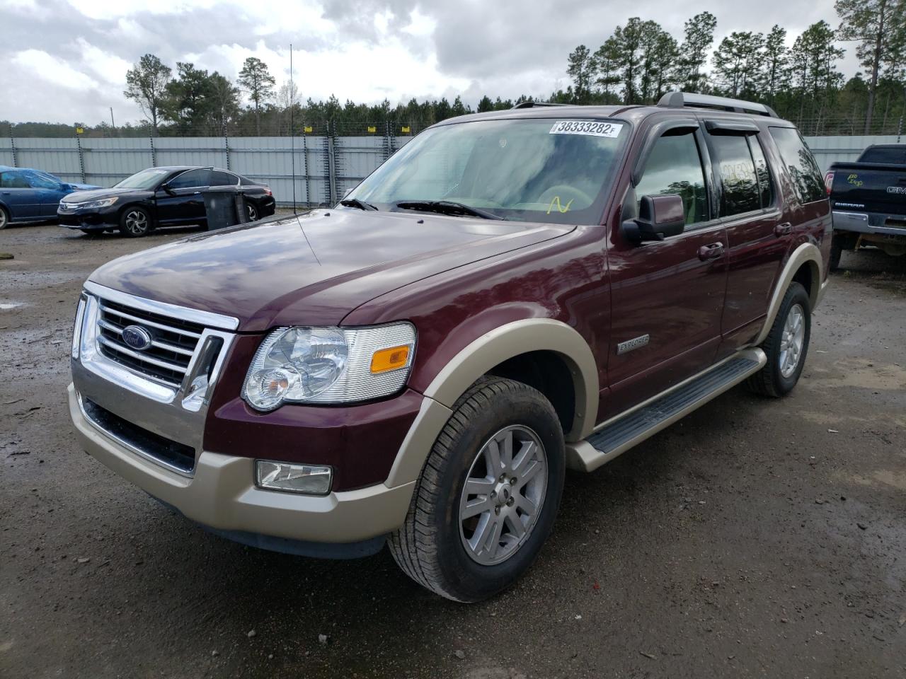 Photo 2 from auction – 2006 FORD EXPLORER E with VIN 1FMEU74E06UA43095