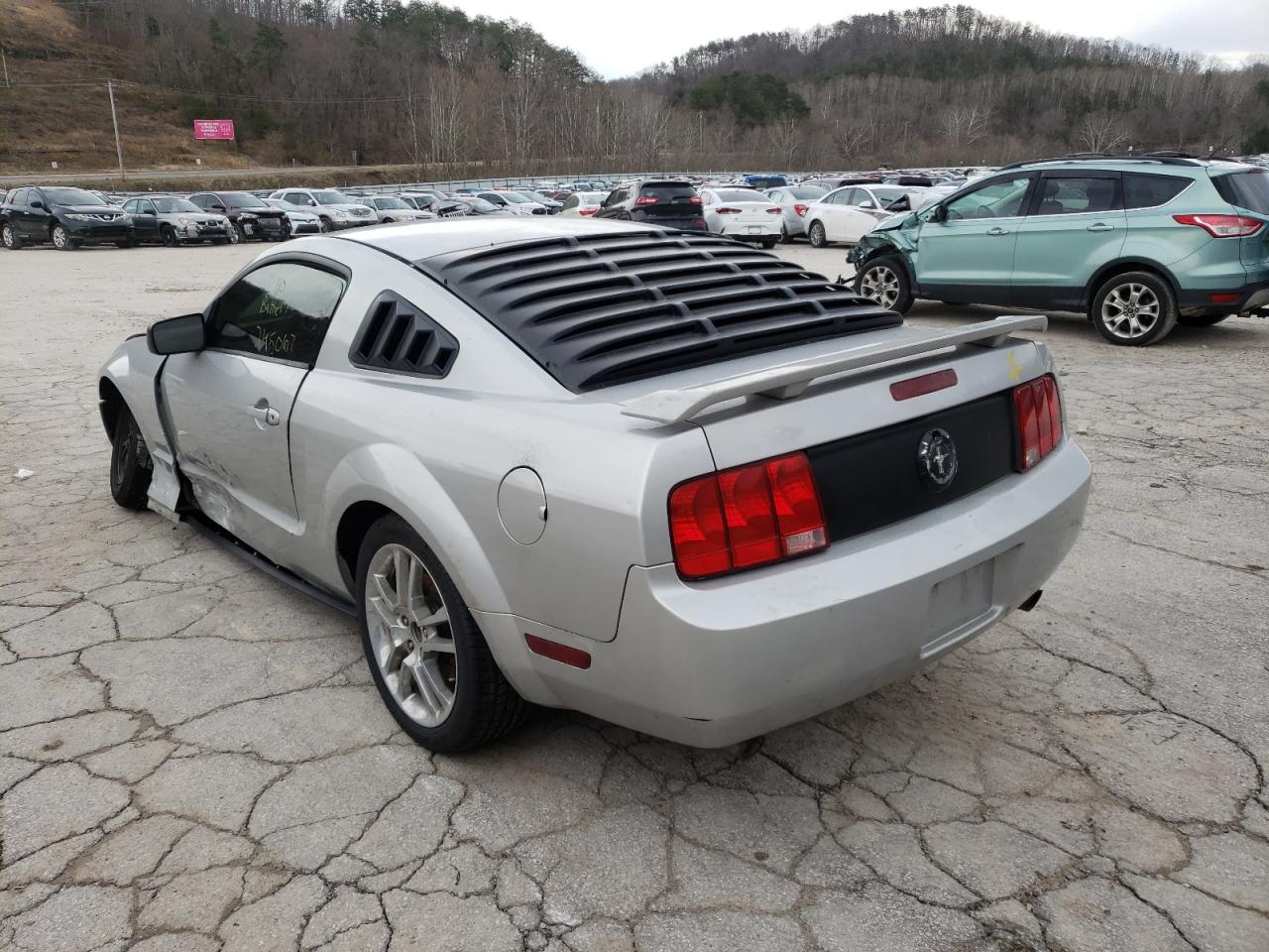Photo 3 from auction – 2005 FORD MUSTANG with VIN 1ZVFT80N455151491