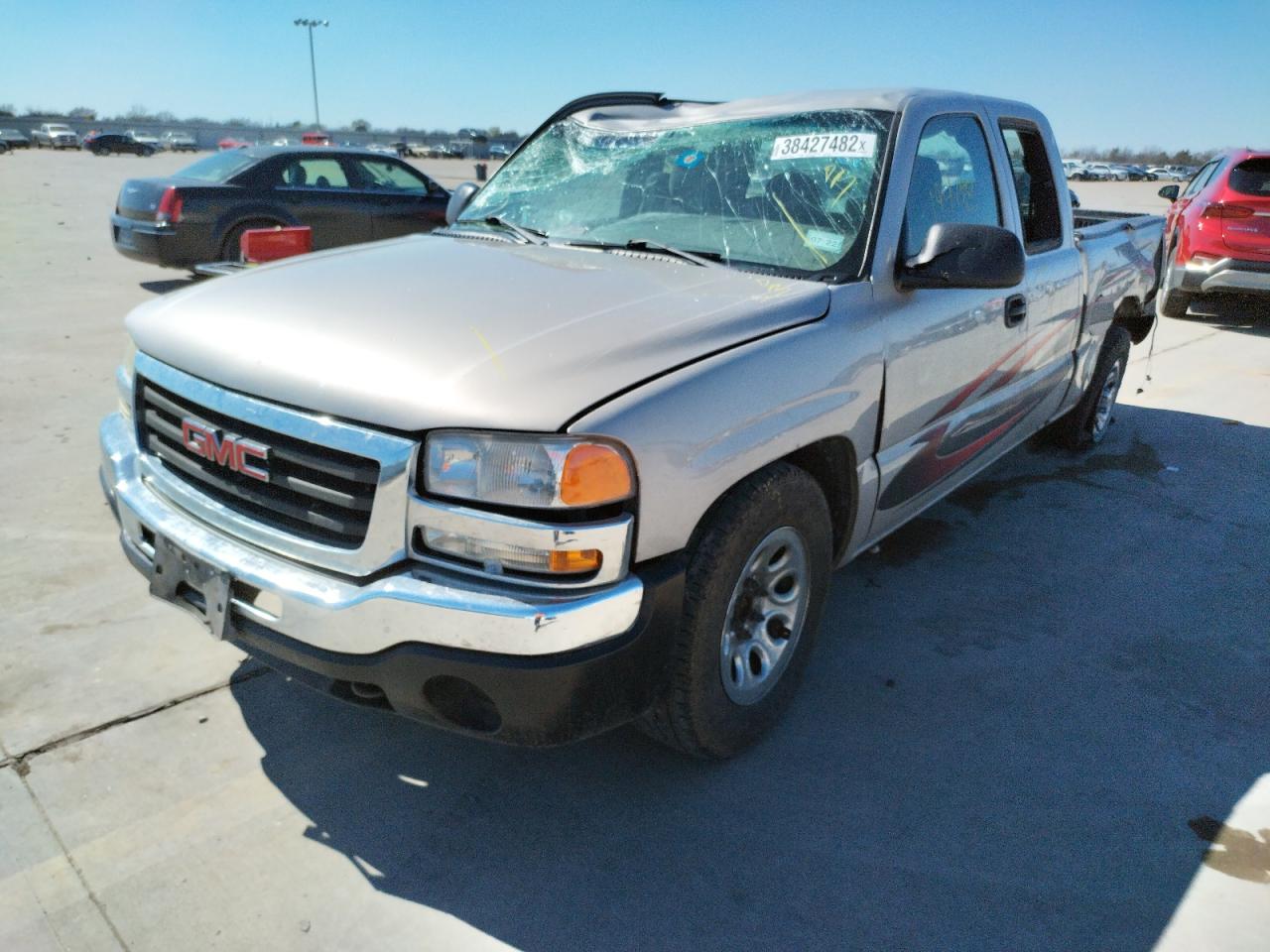Photo 2 from auction – 2005 GMC NEW SIERRA with VIN 1GTEC19X35Z240360