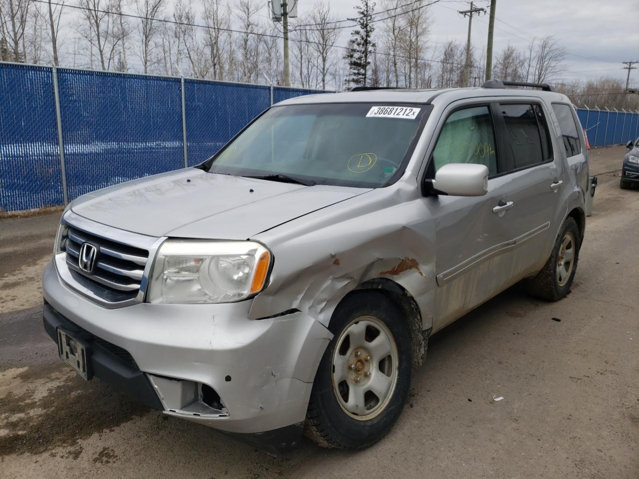 Photo 2 from auction – 2013 HONDA PILOT TOUR with VIN 5FNYF4H91DB502518