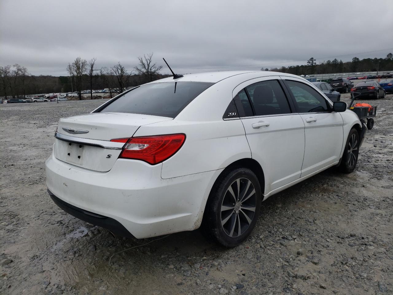 Photo 4 from auction – 2014 CHRYSLER 200 TOURIN with VIN 1C3CCBBB9EN171875