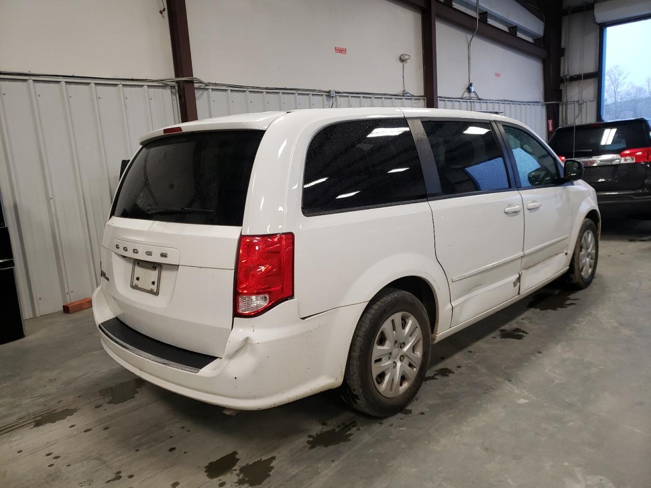 Photo 4 from auction – 2017 DODGE GRAND CARA with VIN 2C4RDGBG1HR641352