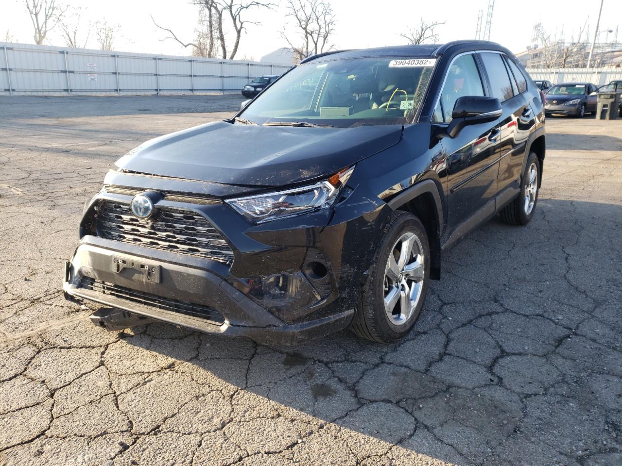 Photo 2 from auction – 2020 TOYOTA RAV4 LIMIT with VIN JTMDWRFV0LD545863