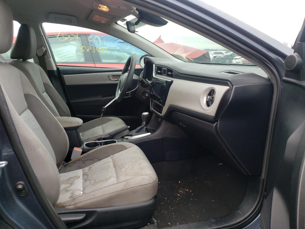 Photo 5 from auction – 2017 TOYOTA COROLLA L with VIN 2T1BURHE3HC954115