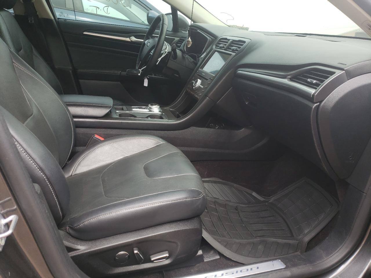Photo 5 from auction – 2019 FORD FUSION TIT with VIN 3FA6P0D92KR154572