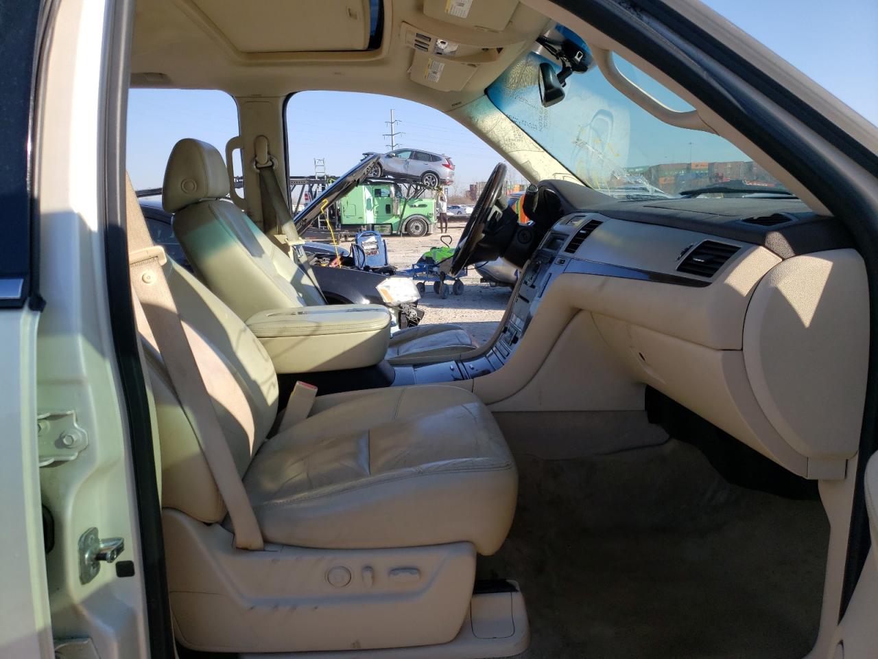 Photo 5 from auction – 2007 CADILLAC ESCALADE E with VIN 1GYFK66887R227781