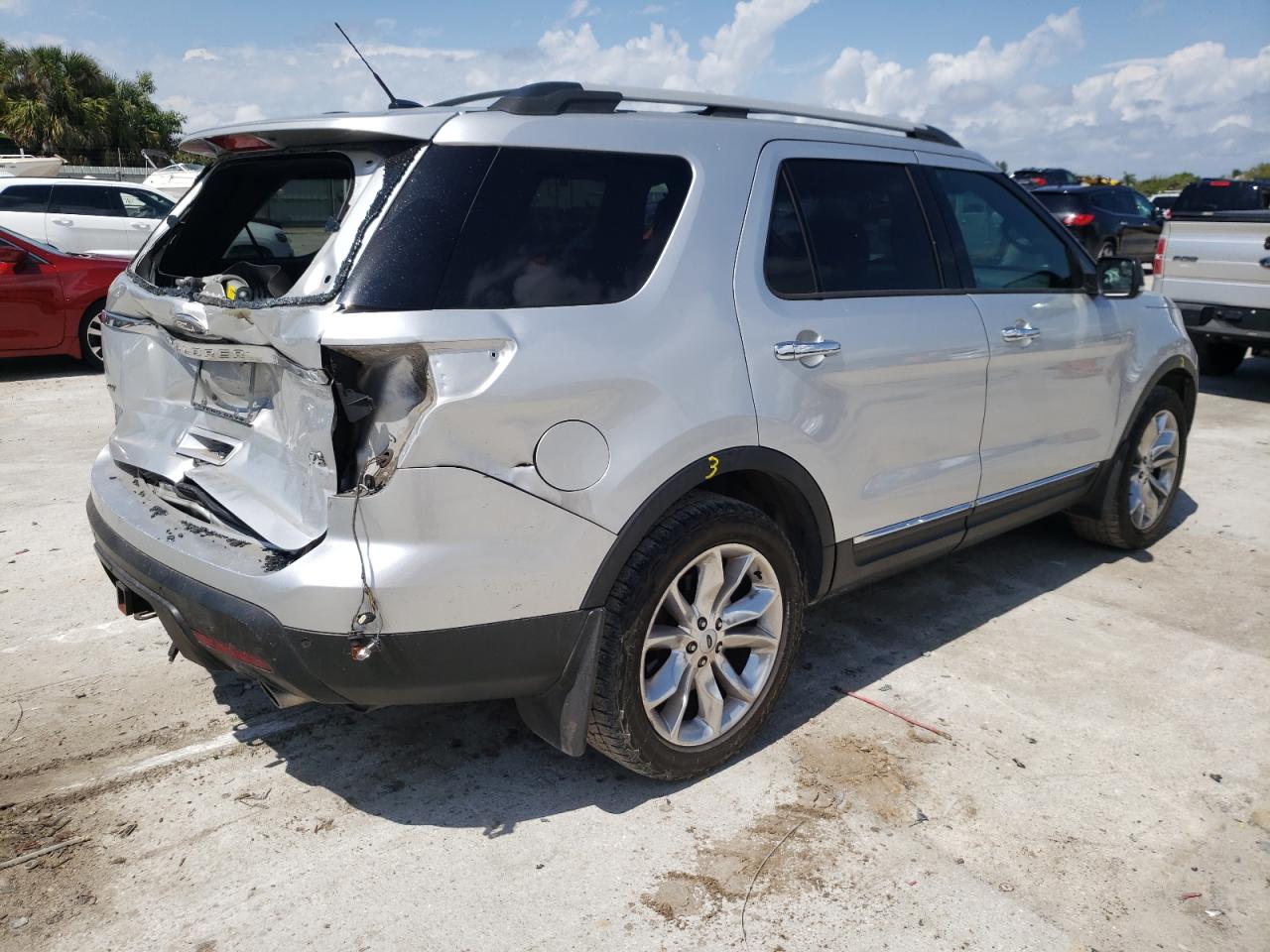 Photo 4 from auction – 2014 FORD EXPLORER X with VIN 1FM5K8D84EGB88871