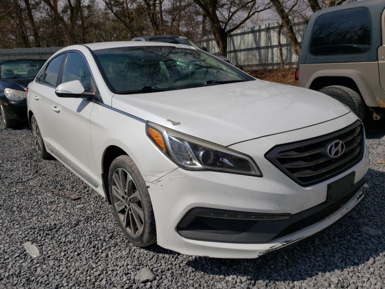 HYUNDAI SONATA SPO 2015 with VIN 5NPE34AF2FH215527 - Photo from auction