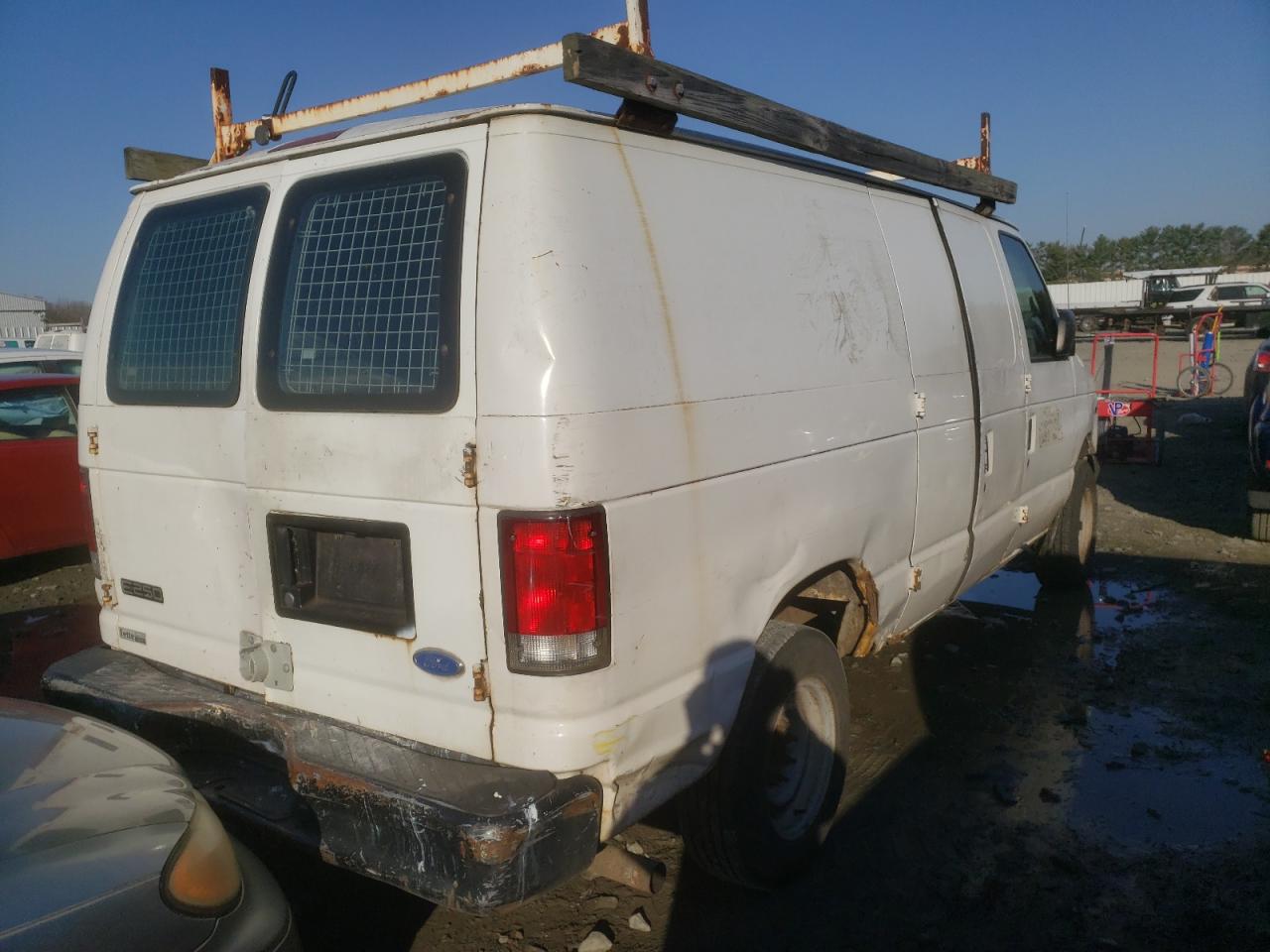 Photo 4 from auction – 2000 FORD ECONOLINE with VIN 1FTNE24L3YHA97425