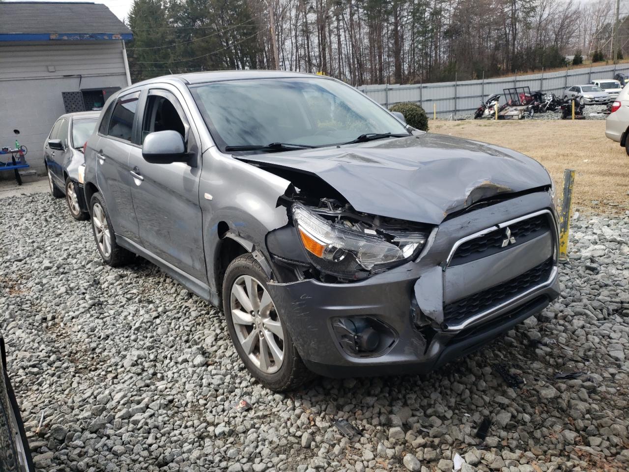 MITSUBISHI OUTLANDER 2015 with VIN 4A4AP3AU7FE055004 - Photo from auction
