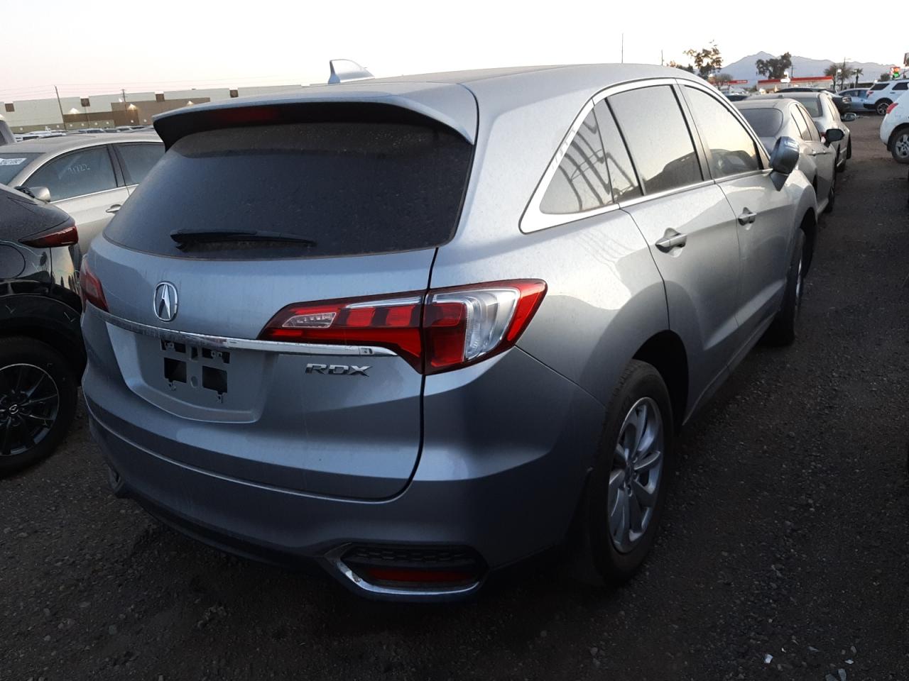 Photo 4 from auction – 2018 ACURA RDX TECHNO with VIN 5J8TB3H51JL002866