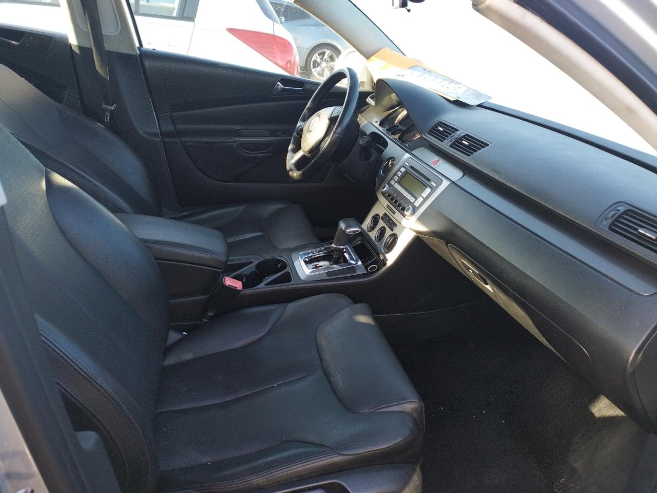 Photo 5 from auction – 2007 VOLKSWAGEN PASSAT 2.0 with VIN WVWAK73C97P124668