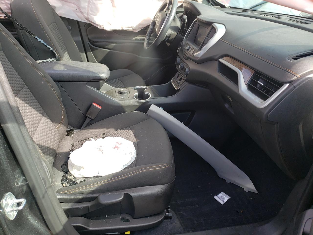 Photo 5 from auction – 2020 GMC TERRAIN SL with VIN 3GKALTEV7LL155092