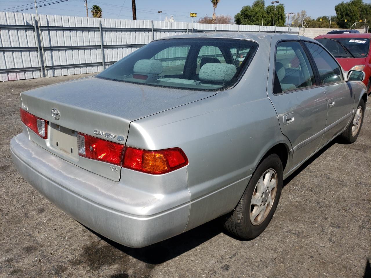 Photo 4 from auction – 2000 TOYOTA CAMRY CE with VIN JT2BF22K9Y0267322