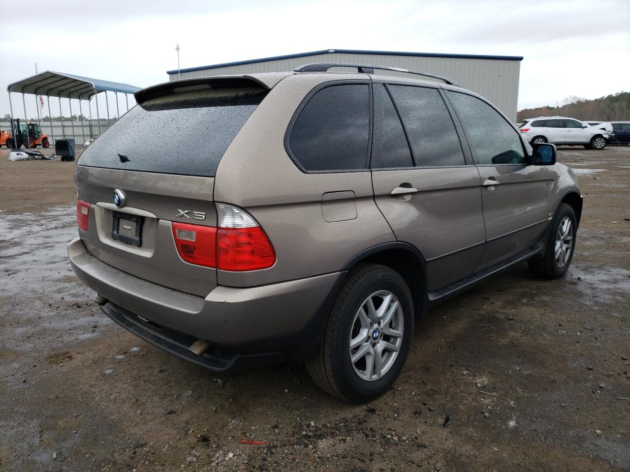 Photo 4 from auction – 2005 BMW X5 3.0I with VIN 5UXFA13525LY00453