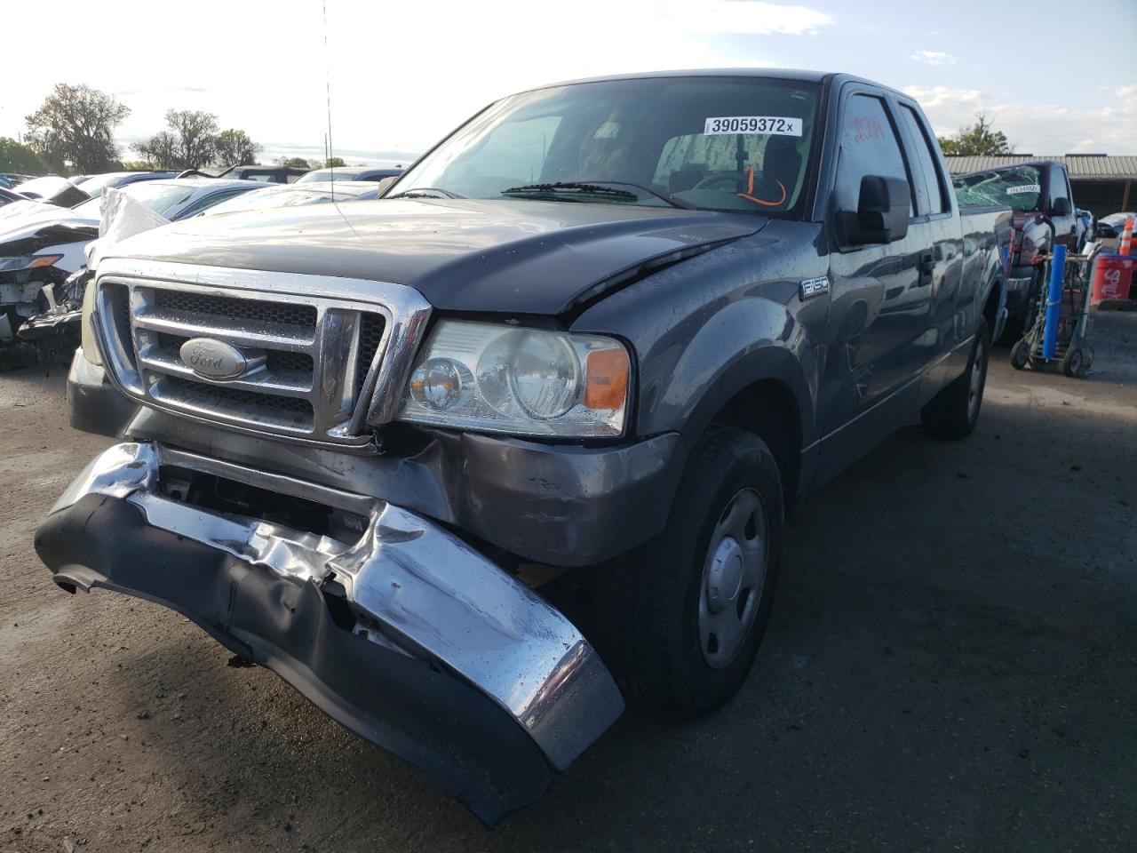 Photo 2 from auction – 2008 FORD F150 with VIN 1FTPX12V08FA24140