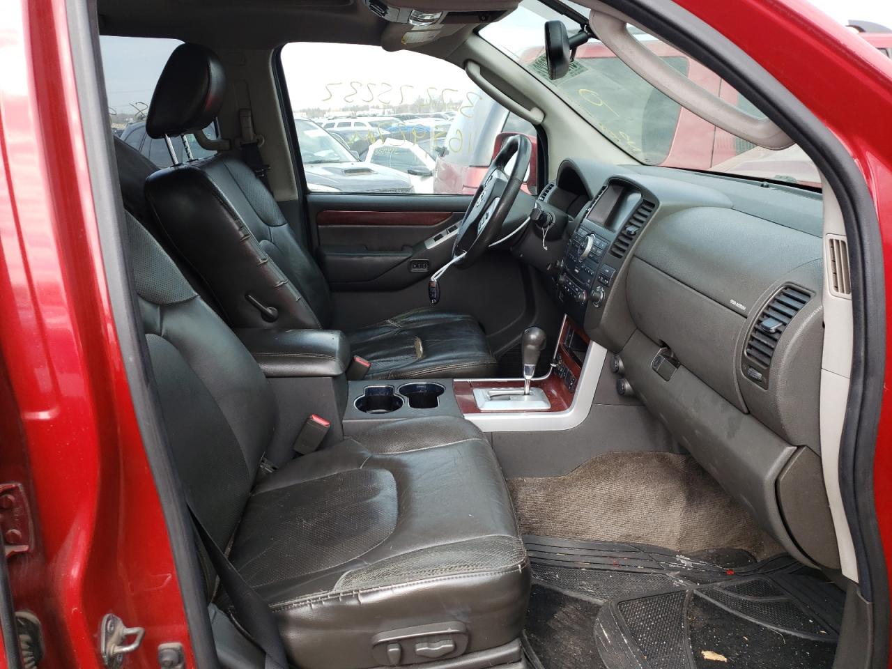 Photo 5 from auction – 2010 NISSAN PATHFINDER with VIN 5N1AR1NBXAC615242