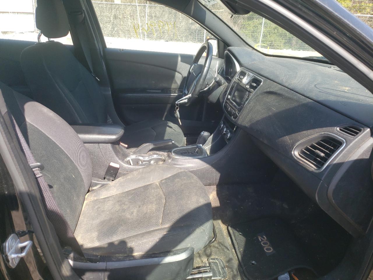 Photo 5 from auction – 2012 CHRYSLER 200 TOURIN with VIN 1C3CCBBB3CN173781