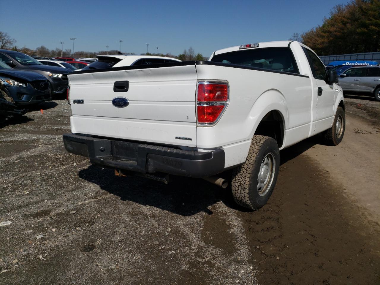 Photo 4 from auction – 2014 FORD F150 with VIN 1FTMF1CM2EKE98461