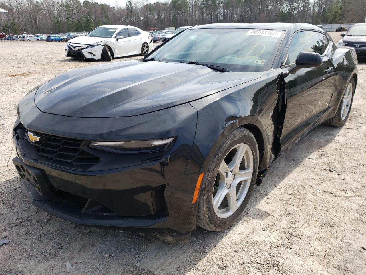 Photo 2 from auction – 2019 CHEVROLET CAMARO LS with VIN 1G1FB1RX5K0145606