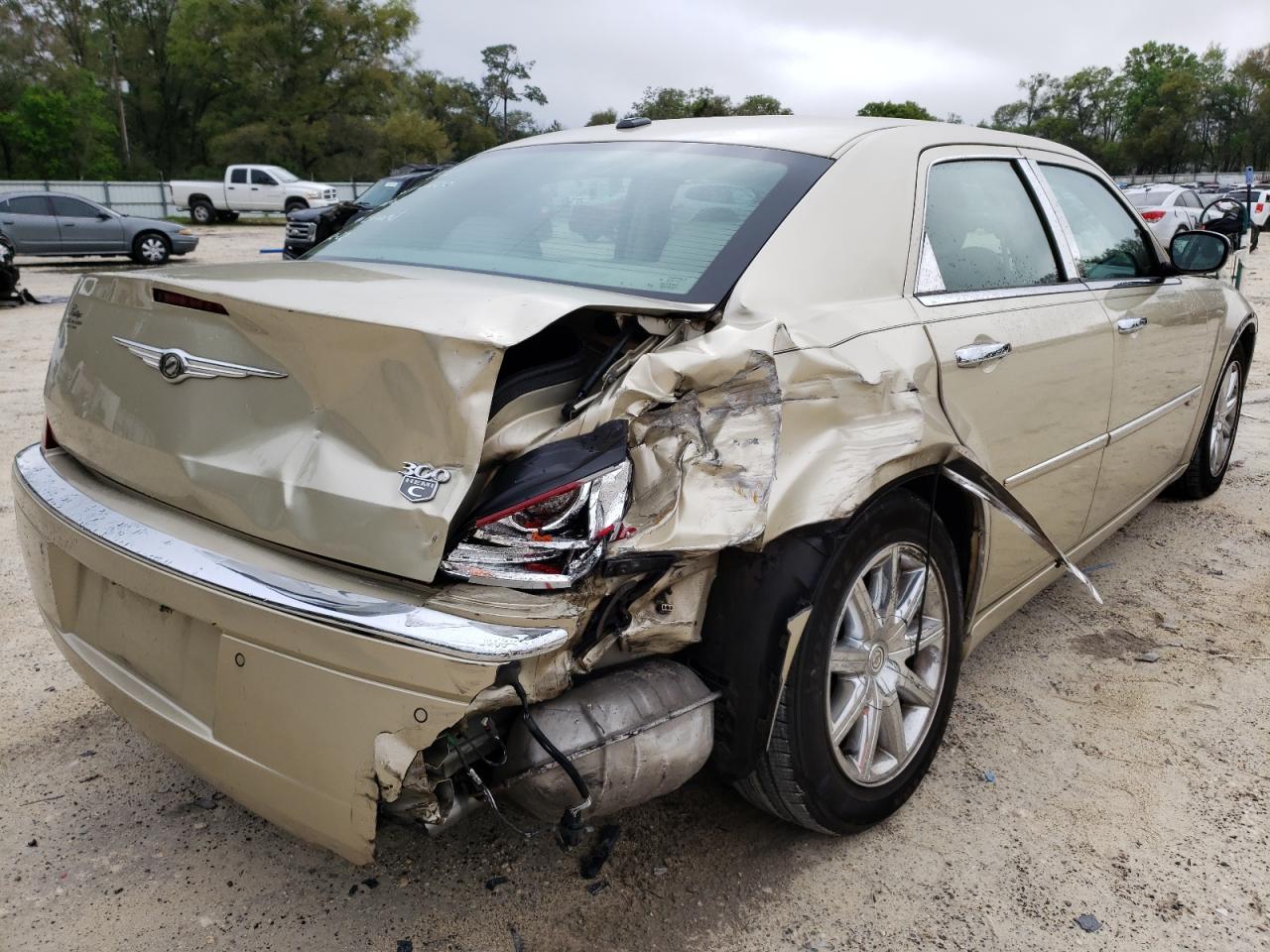 Photo 4 from auction – 2010 CHRYSLER 300C with VIN 2C3CA6CT4AH154554