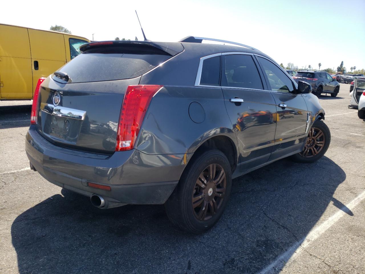 Photo 4 from auction – 2011 CADILLAC SRX LUXURY with VIN 3GYFNAEY5BS592887
