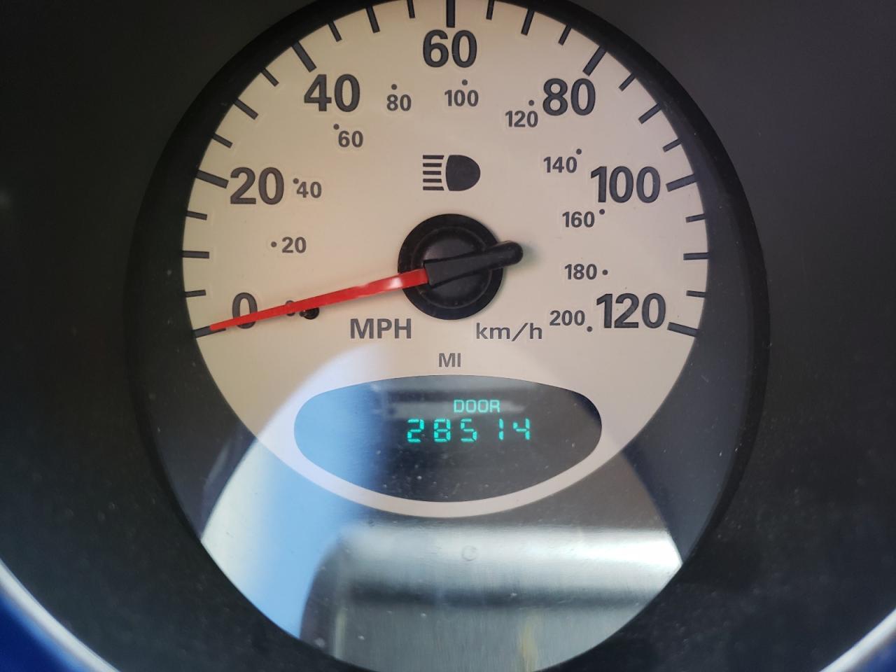 Photo 8 from auction – 2005 CHRYSLER PT CRUISER with VIN 3C4FY48B95T573604