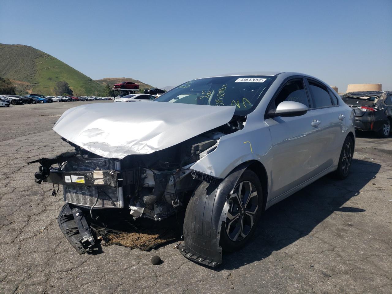Photo 2 from auction – 2020 KIA FORTE FE with VIN 3KPF24AD9LE204076