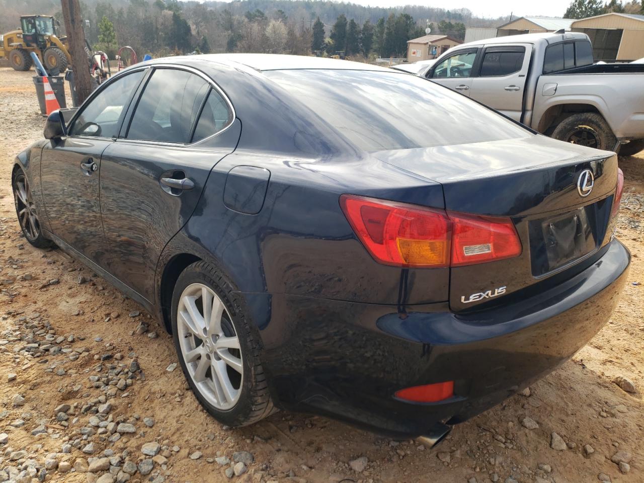 Photo 3 from auction – 2006 LEXUS IS 350 with VIN JTHBE262665003221