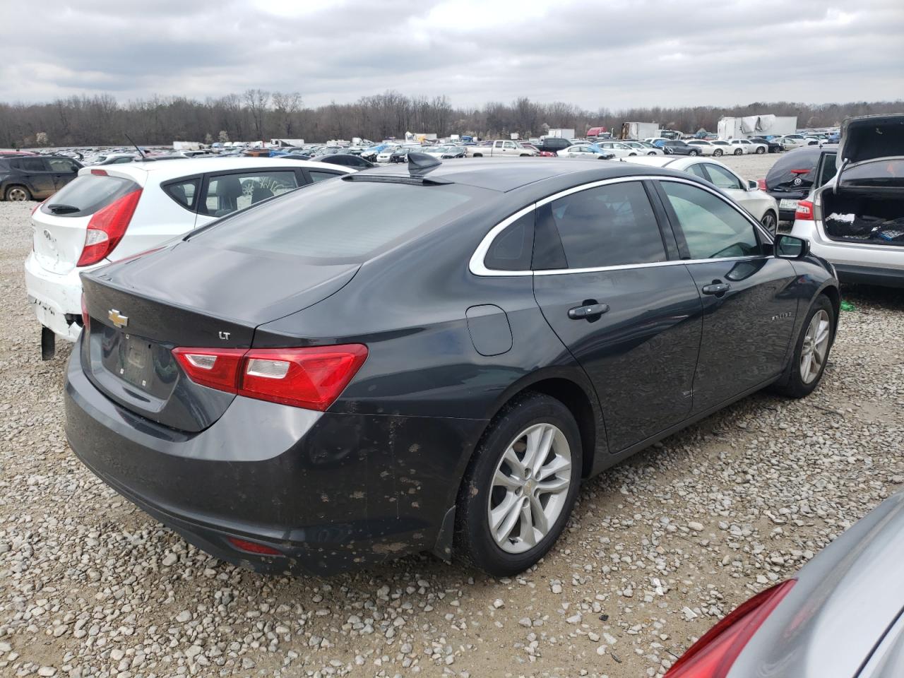 Photo 4 from auction – 2016 CHEVROLET MALIBU LT with VIN 1G1ZE5ST4GF284147