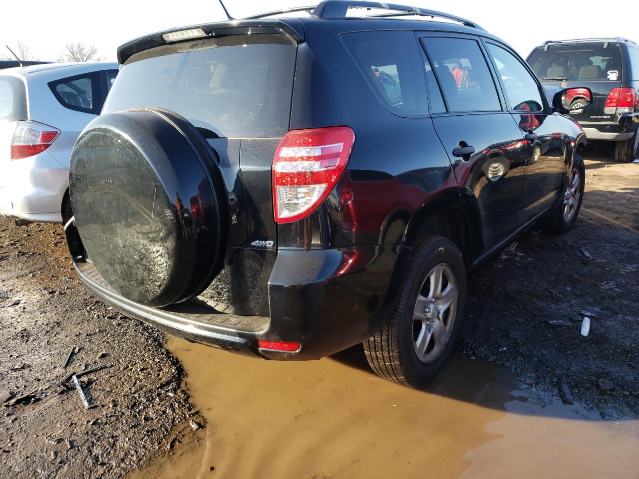 Photo 4 from auction – 2010 TOYOTA RAV4 with VIN JTMBF4DVXA5029885