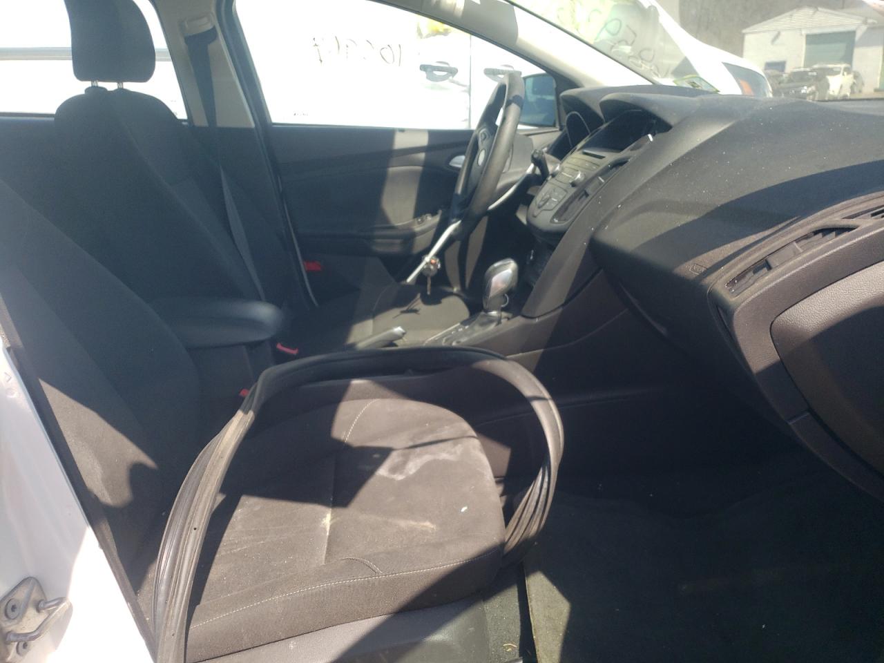 Photo 5 from auction – 2015 FORD FOCUS SE with VIN 1FADP3K29FL310660
