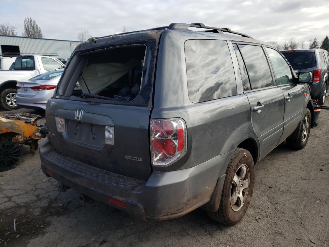 Photo 4 from auction – 2007 HONDA PILOT EX with VIN 2HKYF18467H531151