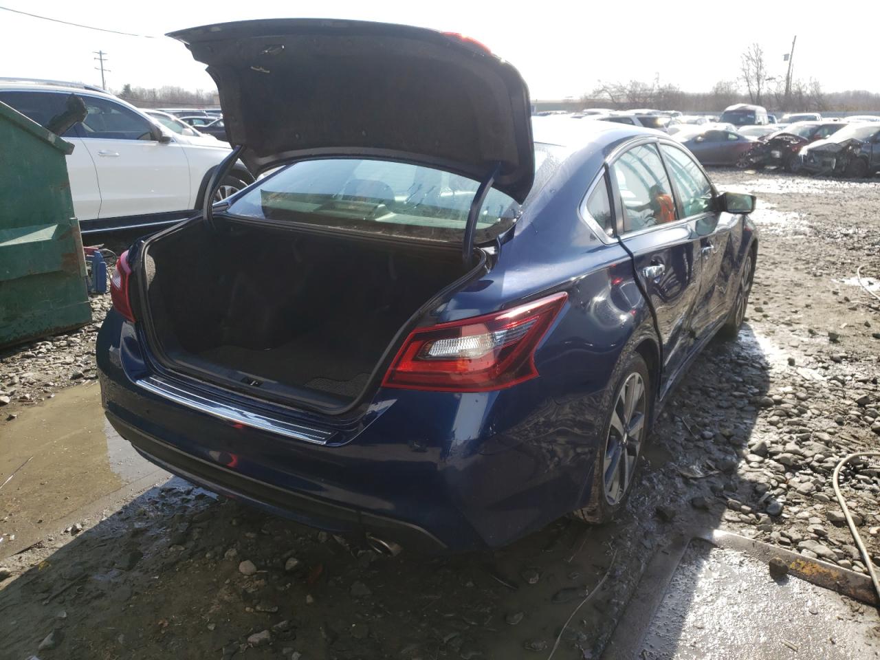 Photo 4 from auction – 2017 NISSAN ALTIMA 2.5 with VIN 1N4AL3AP5HC117369