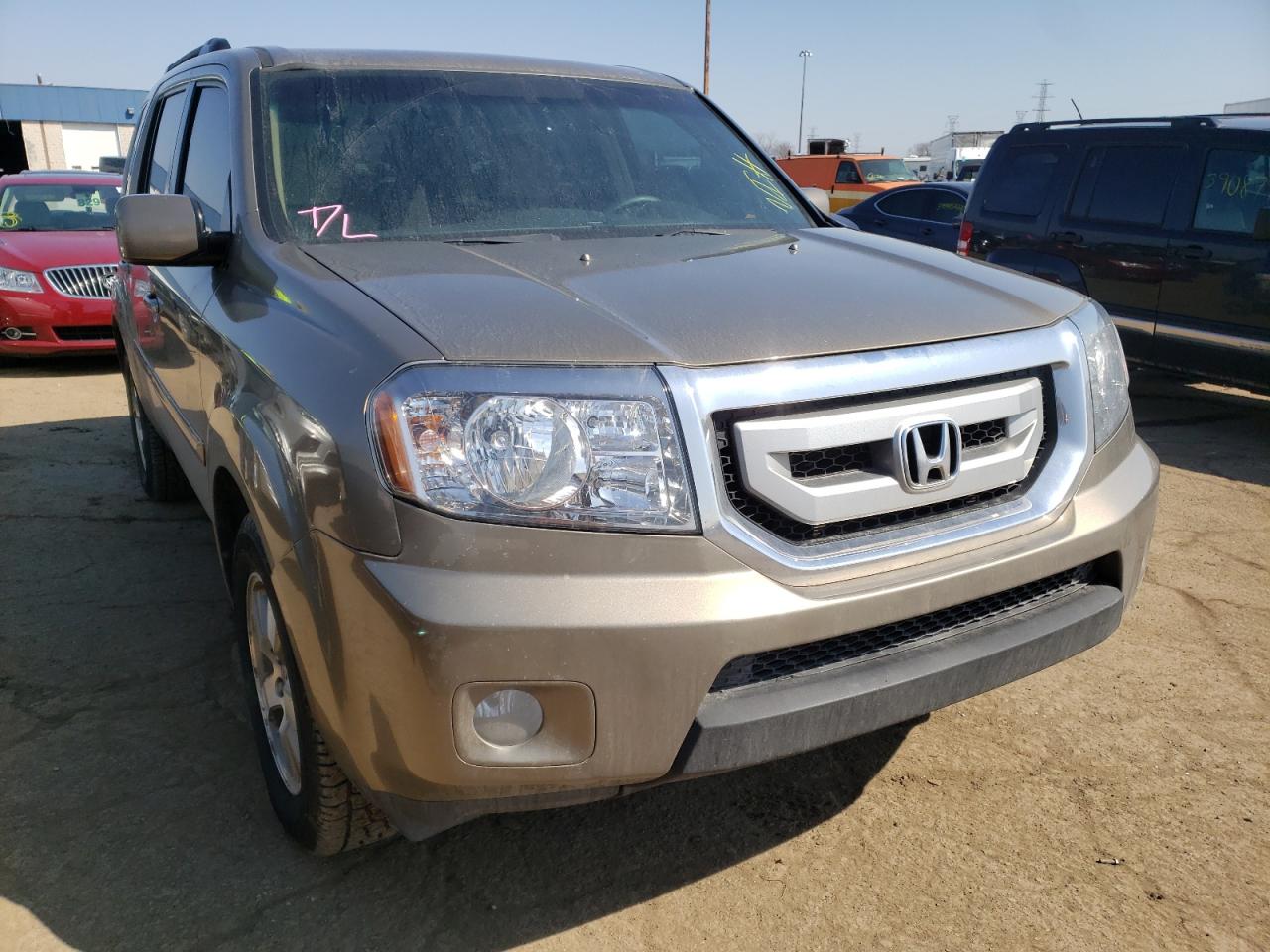 HONDA PILOT EX 2009 with VIN 5FNYF48439B016725 - Photo from auction